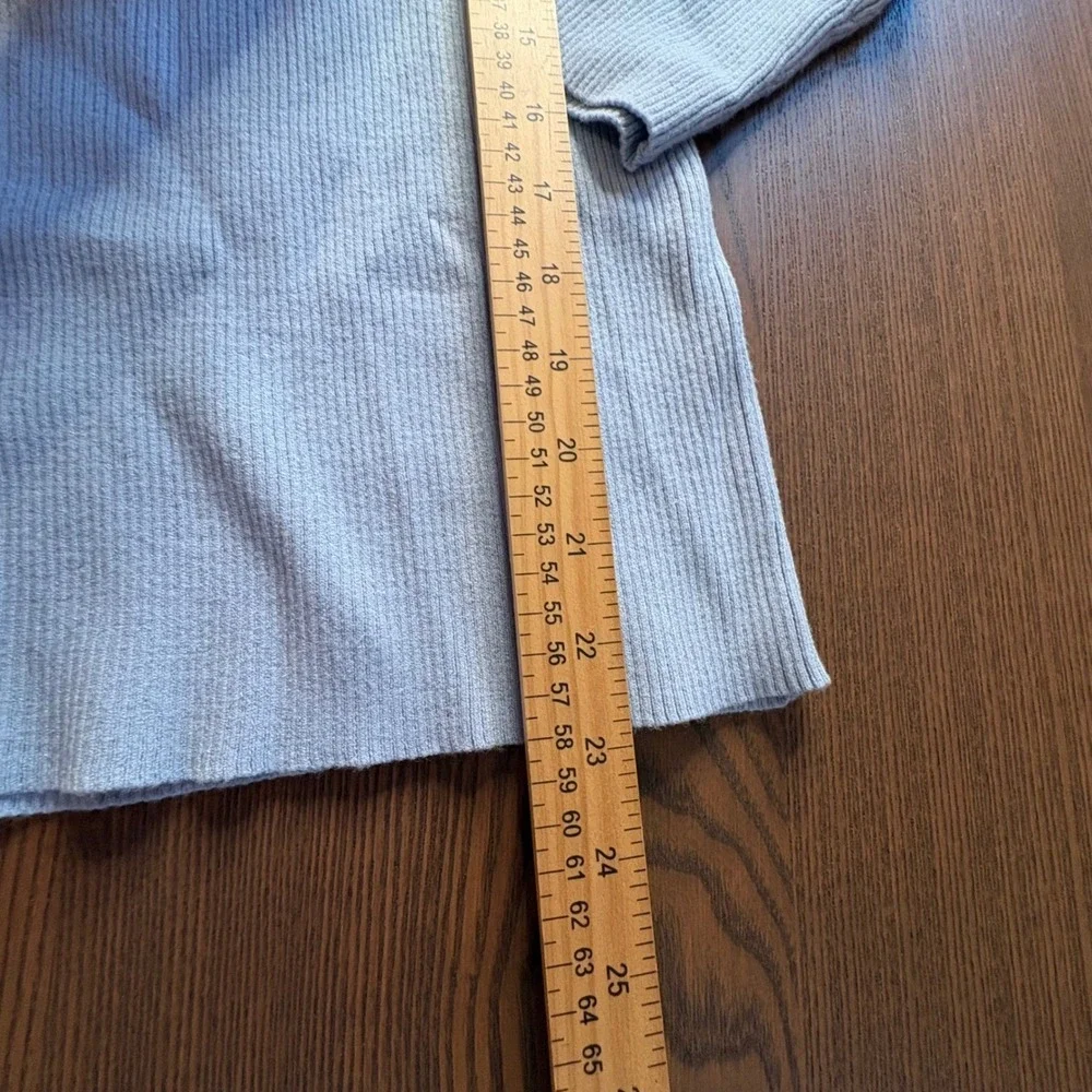 Carmen Marc Valvo Womens Light Blue Ribbed Cutout Neck Knit Top NWT - Picture 10 of 11